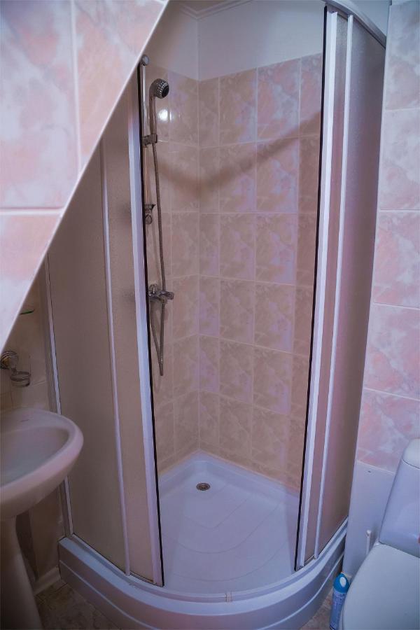 Hostel Shymbulak Almaty Bagian luar foto
